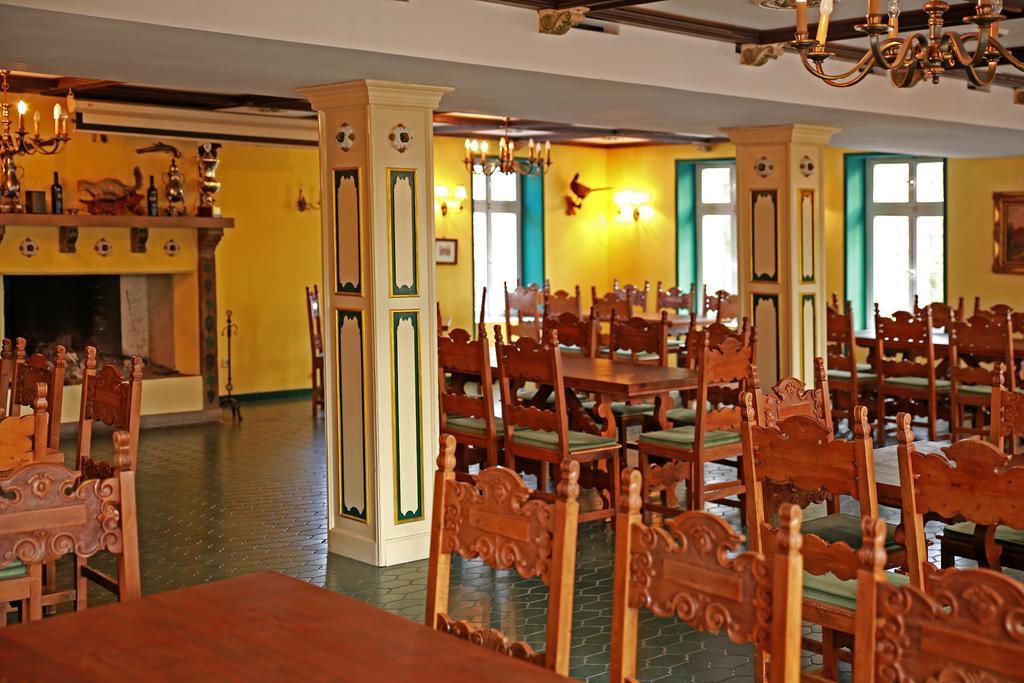 Hotel In Der Strassen Solingen Esterno foto